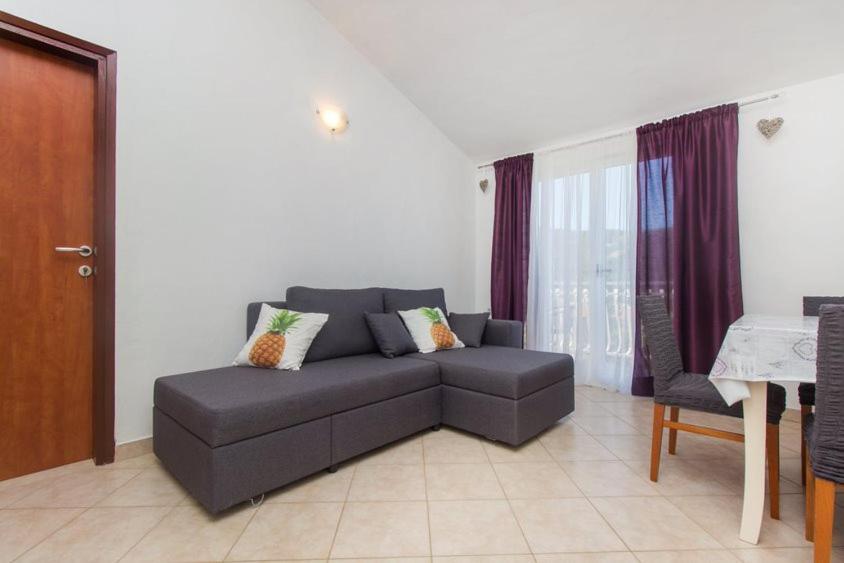 Apartman Belakusic 1 Grebastica Luaran gambar