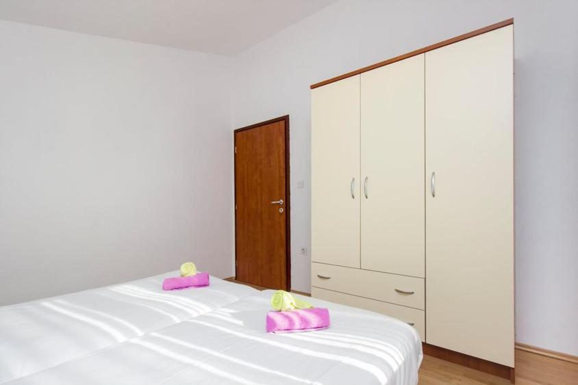 Apartman Belakusic 1 Grebastica Luaran gambar