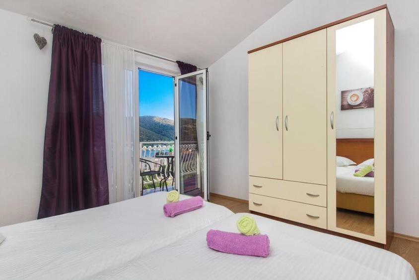 Apartman Belakusic 1 Grebastica Luaran gambar
