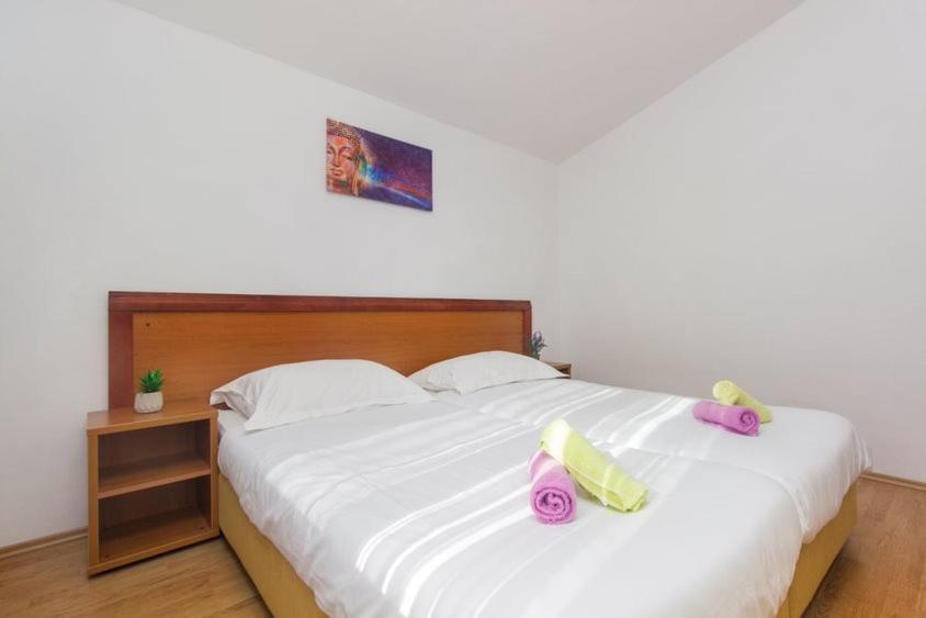 Apartman Belakusic 1 Grebastica Luaran gambar