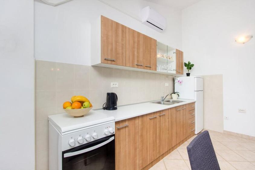 Apartman Belakusic 1 Grebastica Luaran gambar